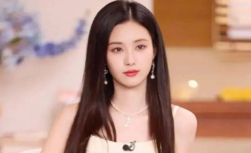 【2025.12.29】林俊杰官宣恋情？徐艺洋生孩子？周雨彤和宋祖儿宋妍霏林允？张凌赫和田曦薇？明星发实况图？闫学晶哭穷？